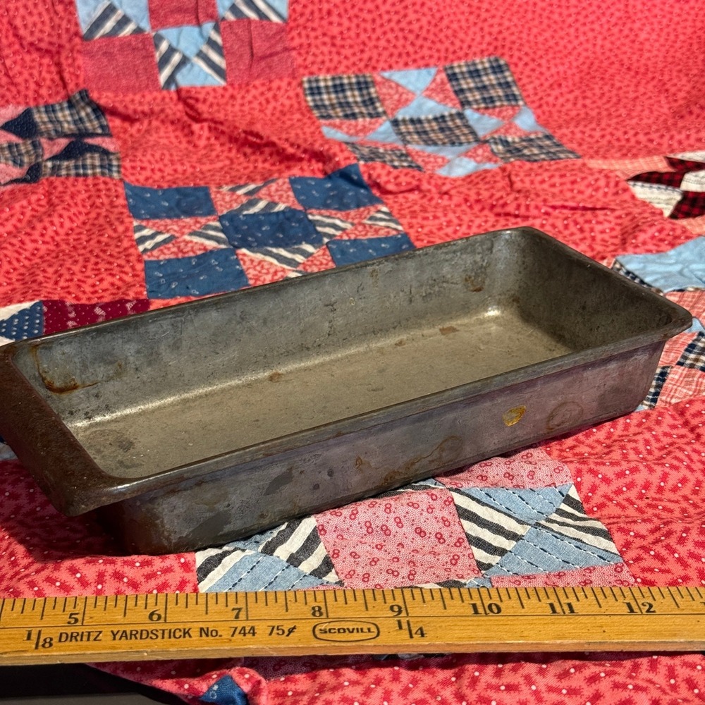 Vintage Metal Loaf Pan Rustic Farmhouse Primitive Rectangular Baking Tin Patina